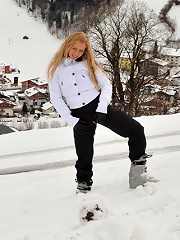 Anna Safina 4 Apres Ski in Austria 2010-06-05
